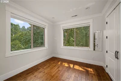 2903 NE Fremont Dr, Portland, OR 97220 - Photo 35