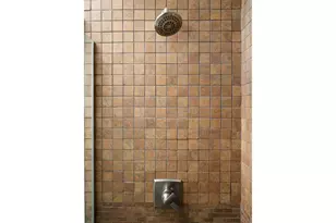 2903 NE Fremont Dr, Portland, OR 97220 - Photo 39