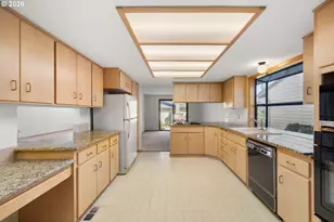 15705 NE Eugene St, Portland, OR 97230 - Photo 15