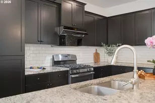 9349 SW Chopin Ln, Portland, OR 97225 - Photo 9