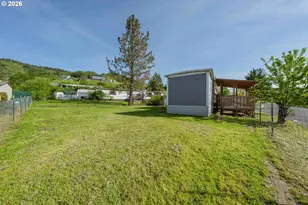 600 Leiken Ln, Roseburg, OR 97470 - Photo 31