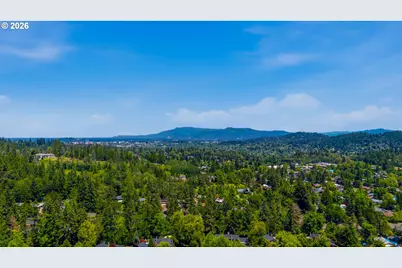 151 Rockridge Loop, Eugene, OR 97405 - Photo 37