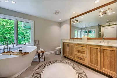 2677 SW 64th Pl, Portland, OR 97225 - Photo 27