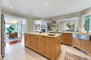 2677 SW 64th Pl, Portland, OR 97225 - Photo 13