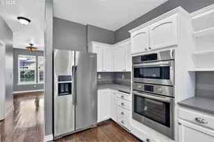19410 SE 10th Cir, Camas, WA 98607 - Photo 15