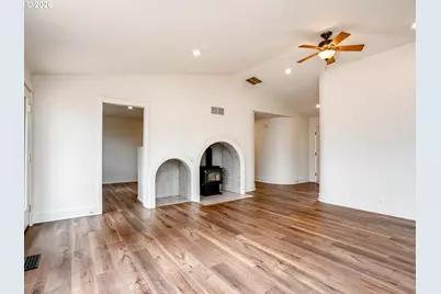 2850 NW Logan St, Camas, WA 98607 - Photo 17