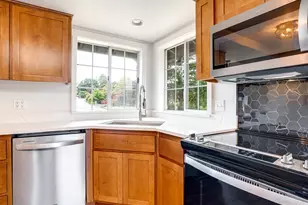 2850 NW Logan St, Camas, WA 98607 - Photo 9