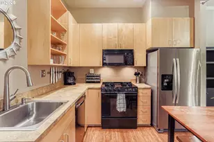 1425 NE 61st Ave, Hillsboro, OR 97124 - Photo 7