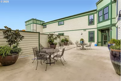 1425 NE 61st Ave #310, Hillsboro, OR 97124 - Photo 25