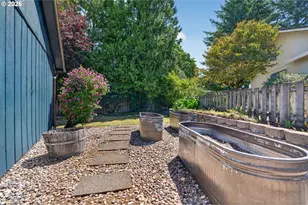 1074 SE Paloma Pl, Gresham, OR 97080 - Photo 39