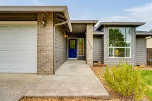 3033 NW Ogden St, Camas, WA 98607 - Photo 3