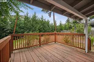 11 NE 136th Ave, Portland, OR 97230 - Photo 27