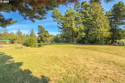 87996 Park Ln, Bandon, OR 97411 - Photo 7