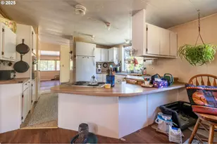 87996 Park Ln, Bandon, OR 97411 - Photo 17