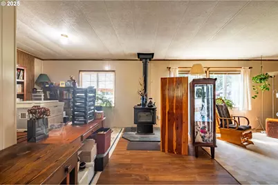 87996 Park Ln, Bandon, OR 97411 - Photo 15