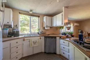 87996 Park Ln, Bandon, OR 97411 - Photo 21