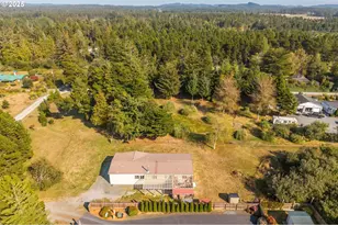 87996 Park Ln, Bandon, OR 97411 - Photo 3