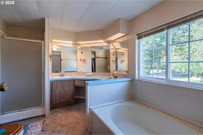 87996 Park Ln, Bandon, OR 97411 - Photo 29