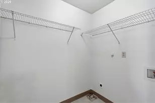 10680 SW Summer Lake Dr, Portland, OR 97223 - Photo 23