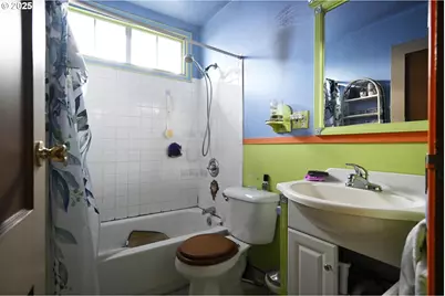 7118 SE Nehalem St, Portland, OR 97206 - Photo 7