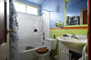 7118 SE Nehalem St, Portland, OR 97206 - Photo 7