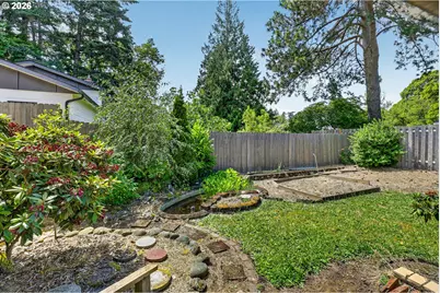 8835 SE Regents Dr, Milwaukie, OR 97222 - Photo 45