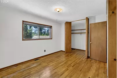 8835 SE Regents Dr, Milwaukie, OR 97222 - Photo 31