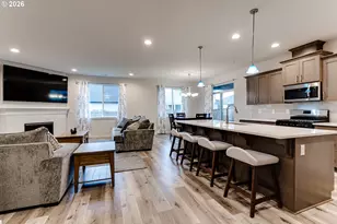 2428 W 8th Ave, Junction City, OR 97448 - Photo 7