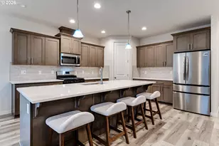 2428 W 8th Ave, Junction City, OR 97448 - Photo 5