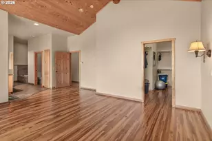 99075 McVay Creek Rd, Brookings, OR 97415 - Photo 17