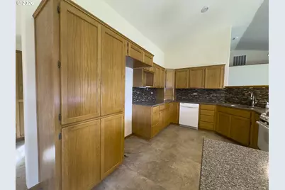 700 Sutton Creek Rd, Tillamook, OR 97141 - Photo 23