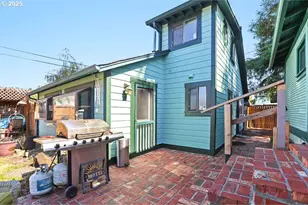 1132 Ash Ave, Cottage Grove, OR 97424 - Photo 41