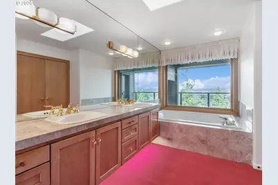 9027 NE Cliff St, Portland, OR 97220 - Photo 29