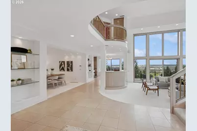 9027 NE Cliff St, Portland, OR 97220 - Photo 3