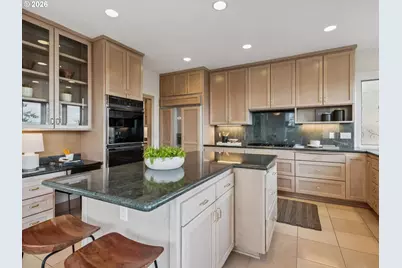 9027 NE Cliff St, Portland, OR 97220 - Photo 15