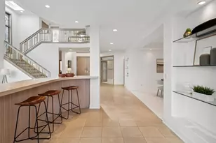 9027 NE Cliff St, Portland, OR 97220 - Photo 11