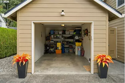 2011 N Redwood St, Canby, OR 97013 - Photo 27