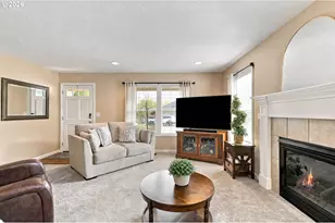 2011 N Redwood St, Canby, OR 97013 - Photo 5