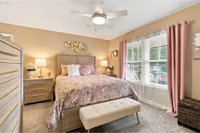 2011 N Redwood St, Canby, OR 97013 - Photo 13