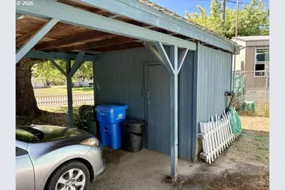 1050 W Central Ave, Sutherlin, OR 97479 - Photo 13
