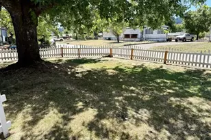 1050 W Central Ave, Sutherlin, OR 97479 - Photo 11