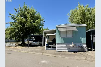 1050 W Central Ave, Sutherlin, OR 97479 - Photo 5