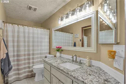 520 SE 15th St, Gresham, OR 97080 - Photo 39