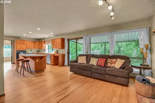 520 SE 15th St, Gresham, OR 97080 - Photo 31
