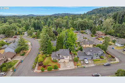 520 SE 15th St, Gresham, OR 97080 - Photo 3