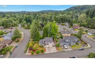 520 SE 15th St, Gresham, OR 97080 - Photo 3