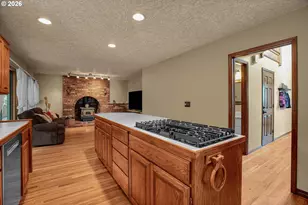 520 SE 15th St, Gresham, OR 97080 - Photo 27