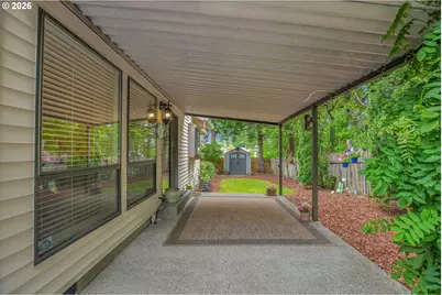 520 SE 15th St, Gresham, OR 97080 - Photo 9