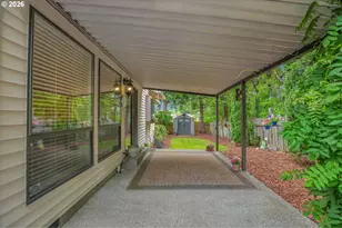 520 SE 15th St, Gresham, OR 97080 - Photo 9