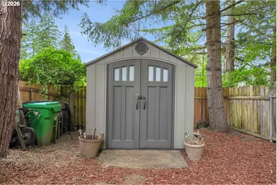 520 SE 15th St, Gresham, OR 97080 - Photo 13